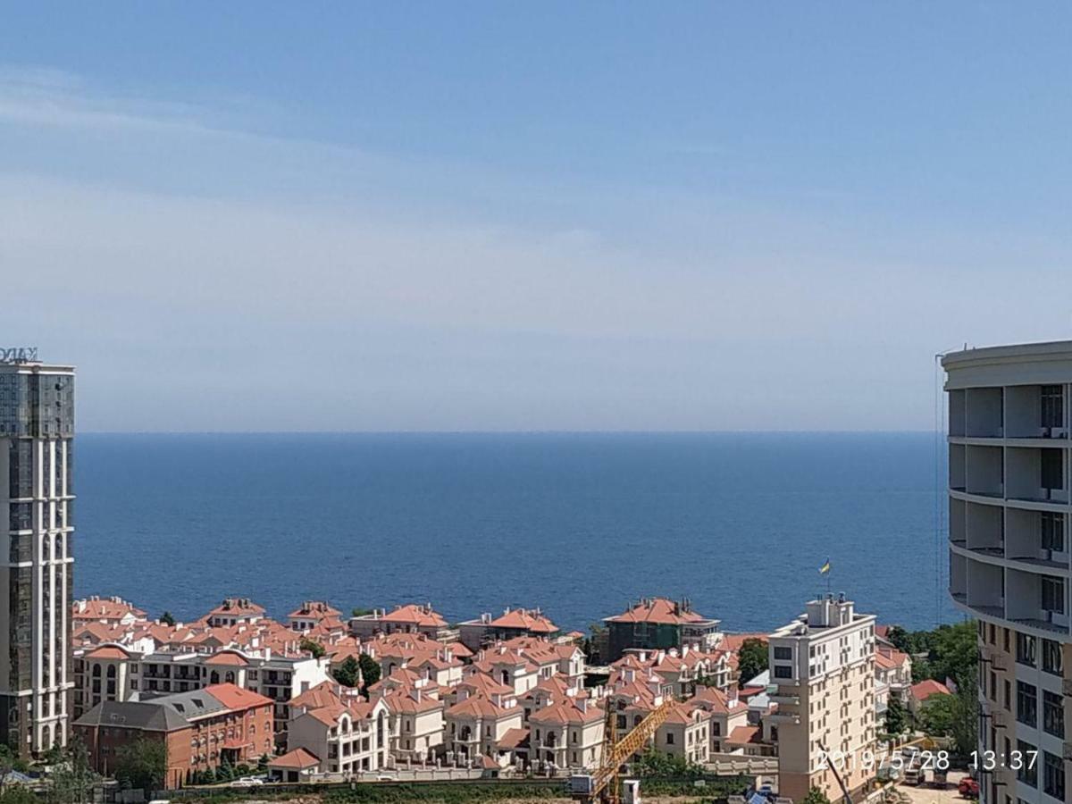 Arcadia Vip Apartments Sea View! 敖德萨 外观 照片