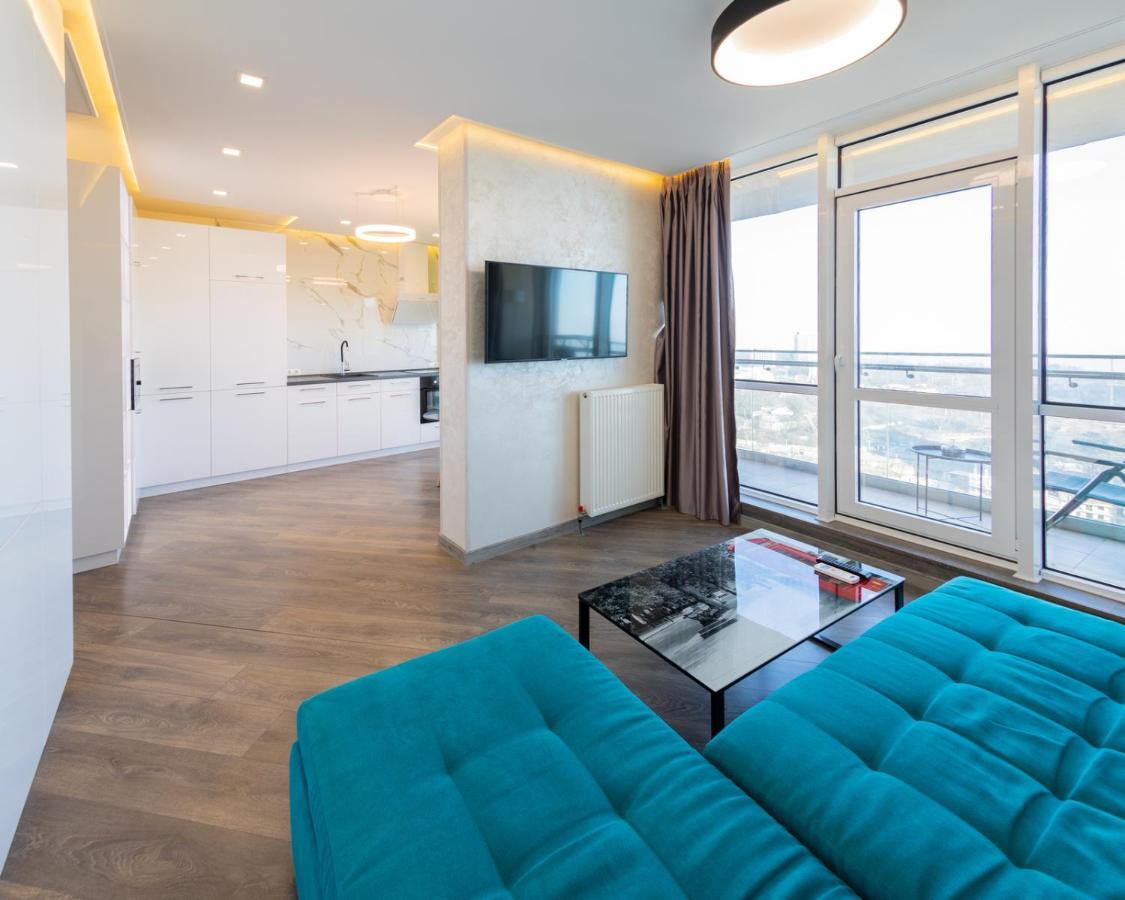 Arcadia Vip Apartments Sea View! 敖德萨 外观 照片