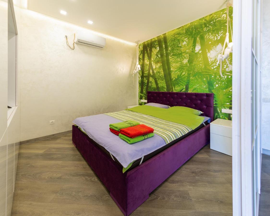 Arcadia Vip Apartments Sea View! 敖德萨 外观 照片